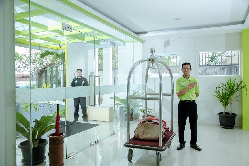 Fresh Hotel Sukabumi Exterior photo